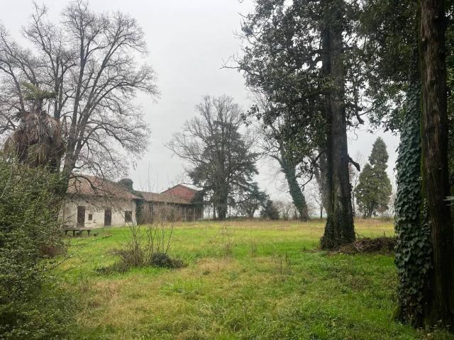 Palazzo / Stabile in vendita a Lodi LO