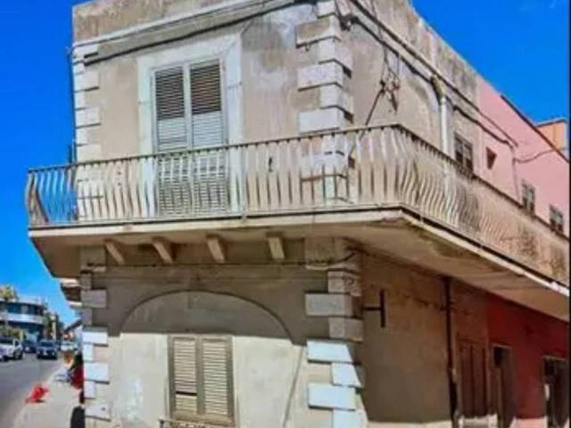 Palazzo / Stabile in vendita a Pachino SR