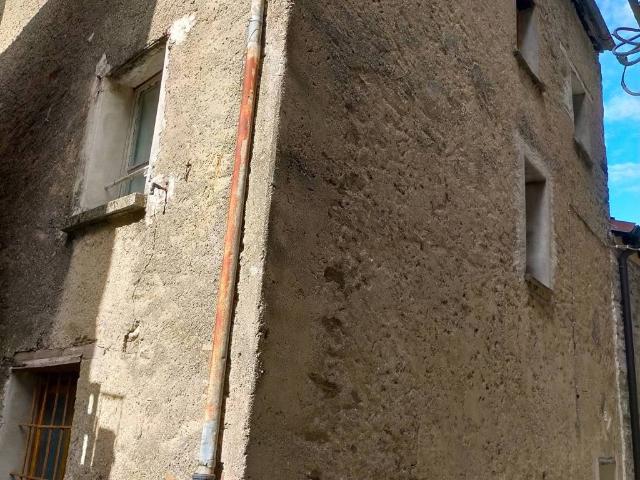 Palazzo / Stabile in vendita a Pagnona LC
