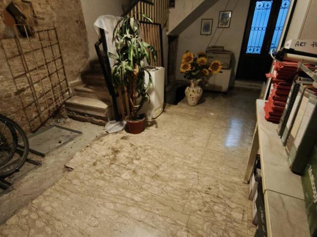 Palazzo / Stabile in vendita a Padova PD