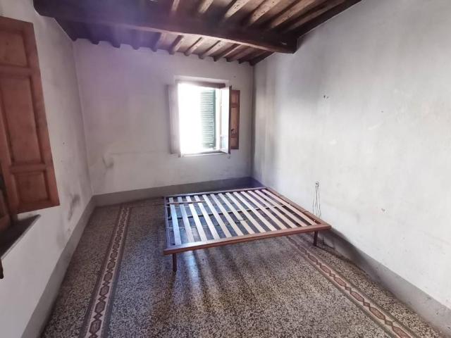 Palazzo / Stabile in vendita a Palaia PI