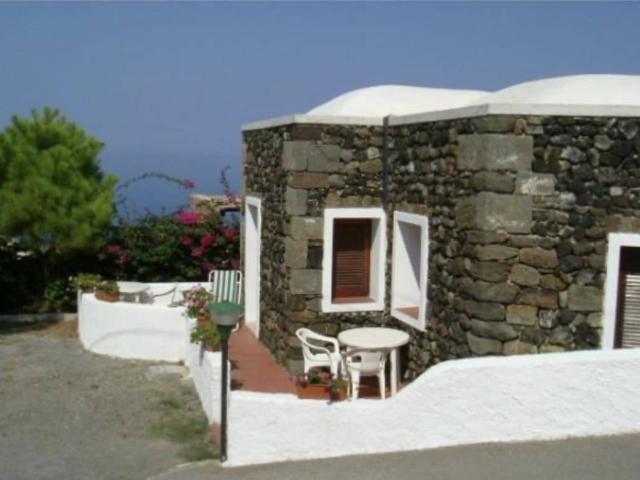 Palazzo / Stabile in vendita a Pantelleria TP
