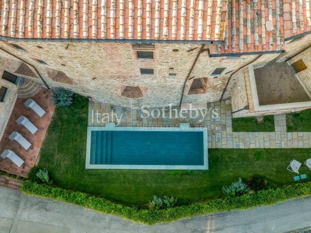 Palazzo / Stabile in vendita a Passignano sul Trasimeno PG