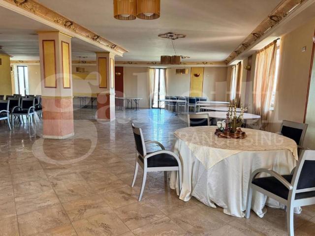Palazzo / Stabile in vendita a Pastorano CE