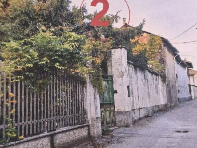 Palazzo / Stabile in vendita a Parona PV