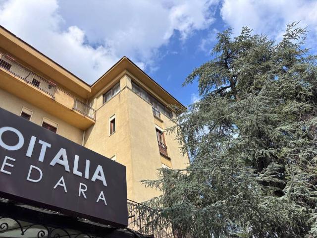 Palazzo / Stabile in vendita a Pedara CT