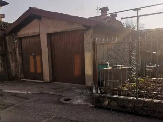 Palazzo / Stabile in vendita a Peia BG