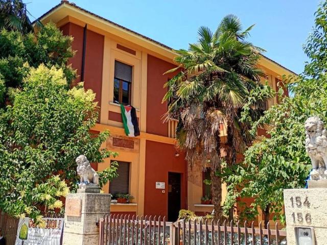 Palazzo / Stabile in vendita a Pescara PE