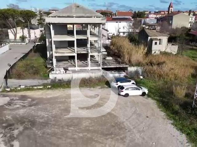 Palazzo / Stabile in vendita a Pescara PE