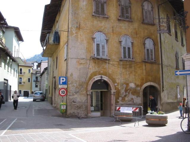 Palazzo / Stabile in vendita a Pergine Valsugana TN