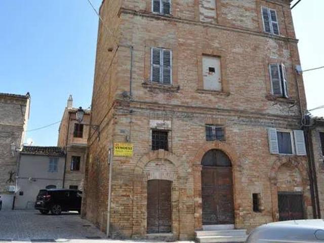 Palazzo / Stabile in vendita a Petritoli FM