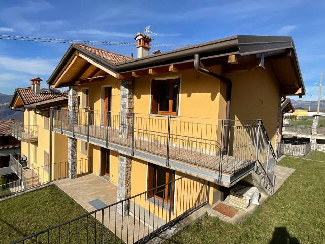 Palazzo / Stabile in vendita a Pian Camuno BS