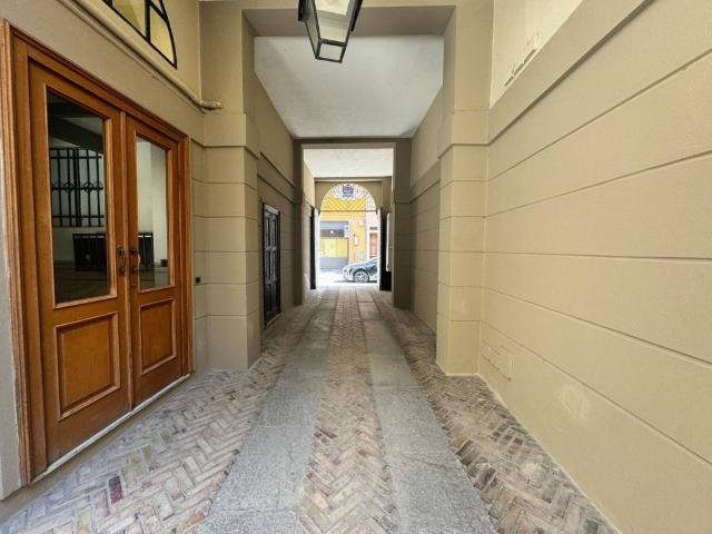 Palazzo / Stabile in vendita a Piacenza PC