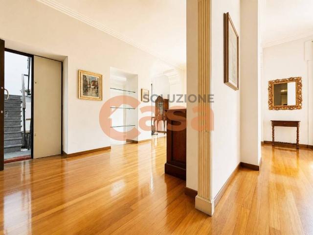 Palazzo / Stabile in vendita a Piacenza PC