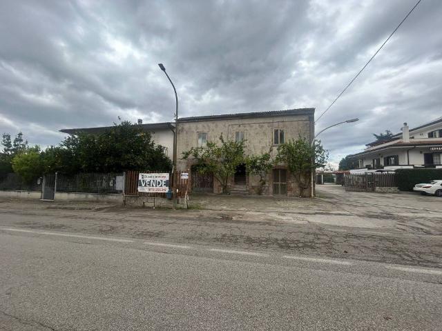 Palazzo / Stabile in vendita a Pietramelara CE
