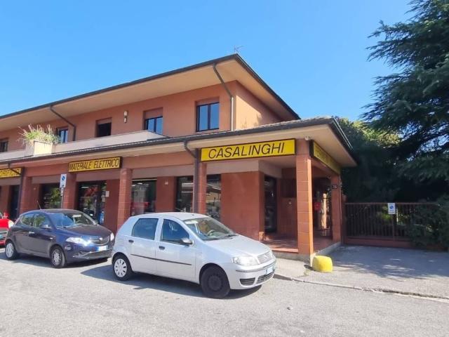Palazzo / Stabile in vendita a Pioltello MI