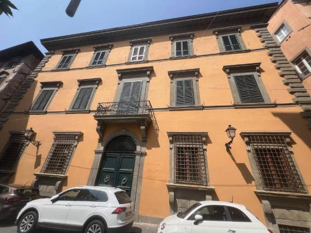 Palazzo / Stabile in vendita a Pisa PI