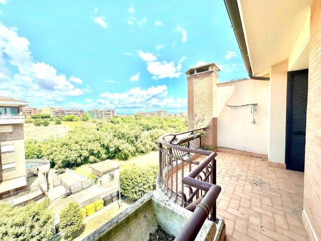 Palazzo / Stabile in vendita a Pomezia RM