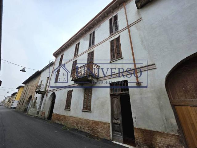 Palazzo / Stabile in vendita a Pontecurone AL