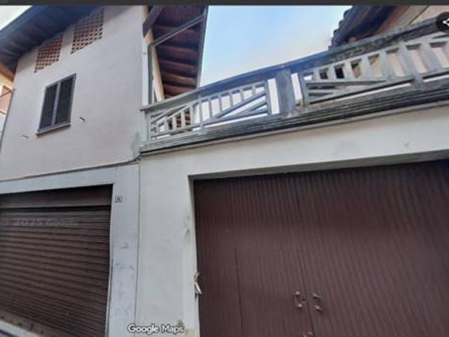 Palazzo / Stabile in vendita a Pontirolo Nuovo BG