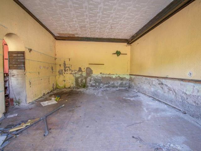Palazzo / Stabile in vendita a Pontremoli MS