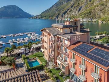 Palazzo / Stabile in vendita a Porlezza CO
