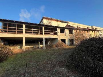 Palazzo / Stabile in vendita a Quattordio AL