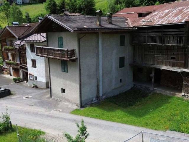 Palazzo / Stabile in vendita a Rabbi TN
