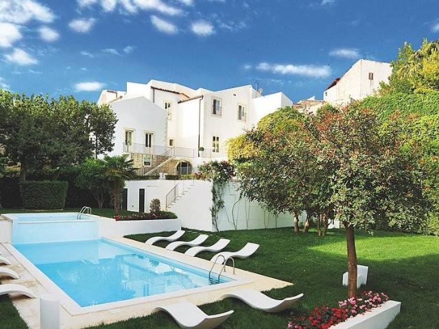 Palazzo / Stabile in vendita a Ragusa RG