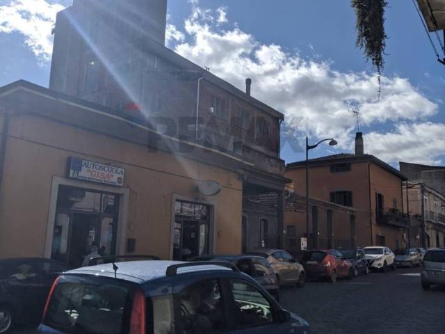 Palazzo / Stabile in vendita a Randazzo CT
