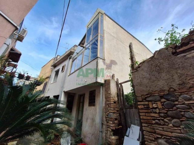 Palazzo / Stabile in vendita a Reggio Calabria RC