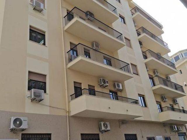 Palazzo / Stabile in vendita a Reggio Calabria RC