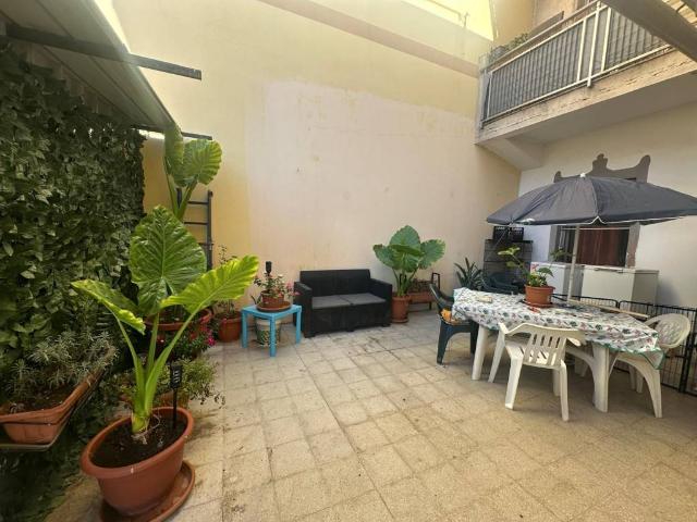 Palazzo / Stabile in vendita a Reggio Calabria RC
