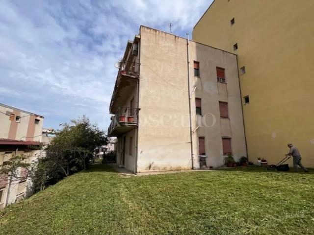 Palazzo / Stabile in vendita a Reggio Calabria RC