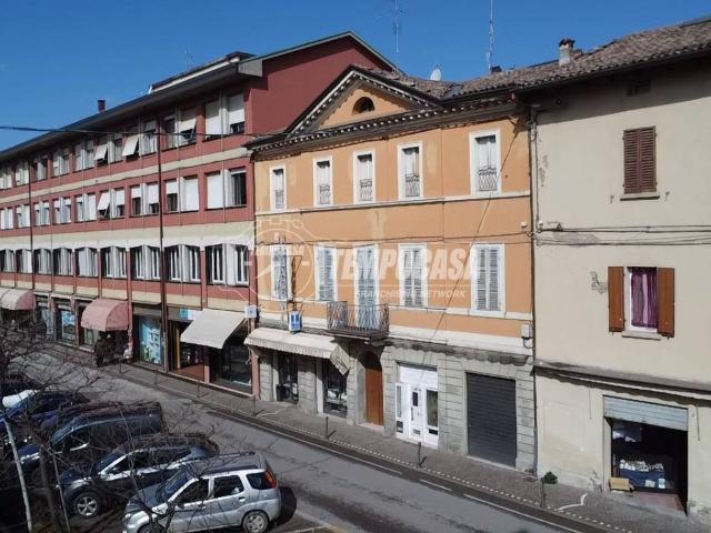 Palazzo / Stabile in vendita a Riolo Terme RA