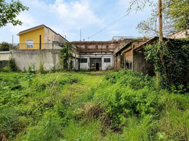 Palazzo / Stabile in vendita a Rimini RN