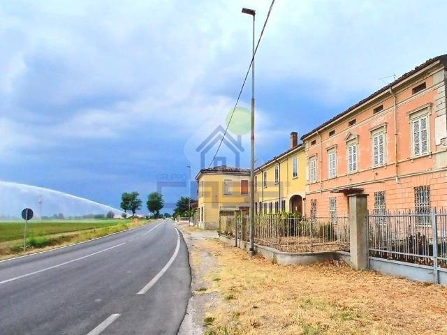 Casa indipendente in vendita a Rivarolo Mantovano MN