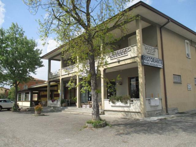 Palazzo / Stabile in vendita a Rivergaro PC