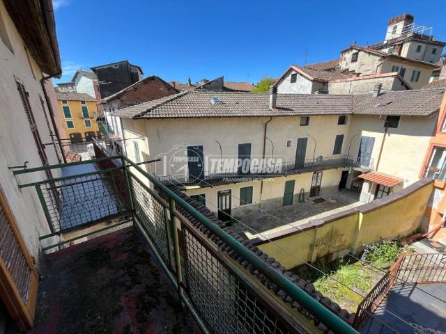 Palazzo / Stabile in vendita a Rocca Grimalda AL