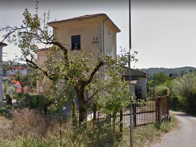 Palazzo / Stabile in vendita a Rocca Sinibalda RI