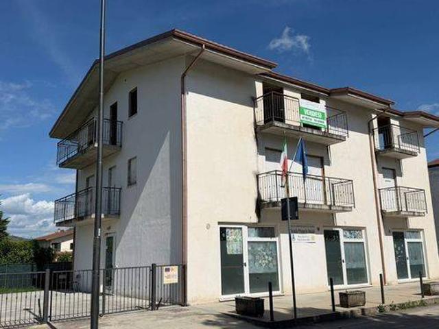 Palazzo / Stabile in vendita a Rocchetta a Volturno IS