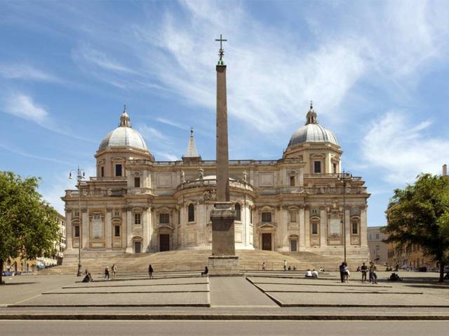 Palazzo / Stabile in vendita a Roma RM