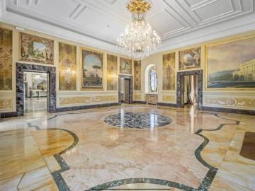 Palazzo / Stabile in vendita a Roma RM