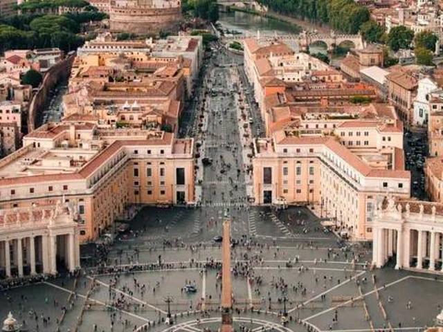 Palazzo / Stabile in vendita a Roma RM