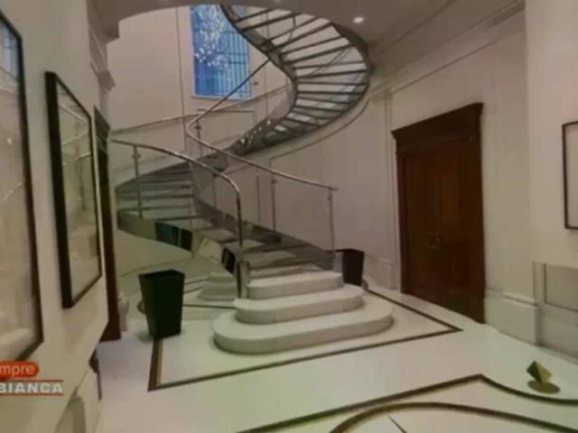 Palazzo / Stabile in vendita a Roma RM