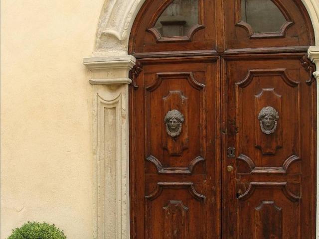 Palazzo / Stabile in vendita a Roma RM