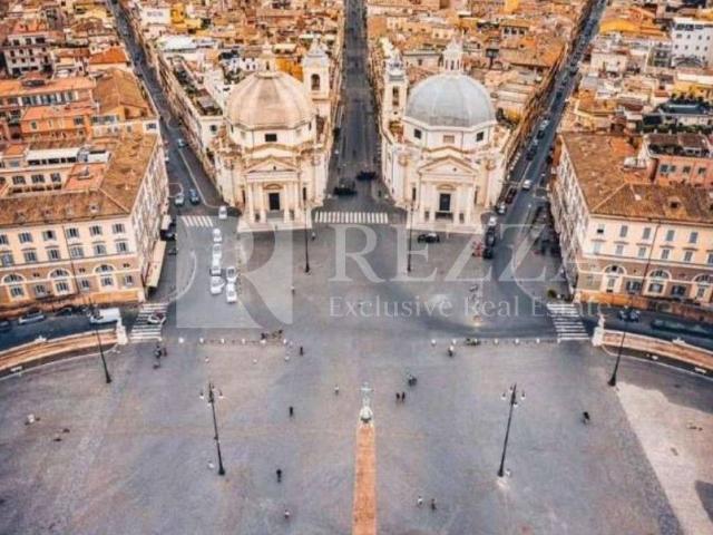 Palazzo / Stabile in vendita a Roma RM
