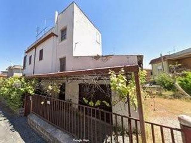 Palazzo / Stabile in vendita a Roma RM