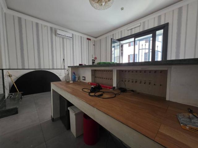Palazzo / Stabile in vendita a Roma RM