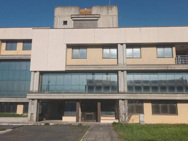 Palazzo / Stabile in vendita a Roma RM
